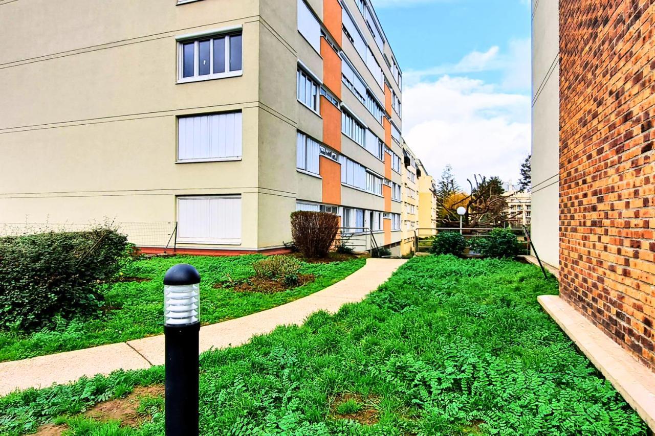 Escale De L'Yvette - 50M2 Cosy, Balcony & Parking Διαμέρισμα Longjumeau Εξωτερικό φωτογραφία